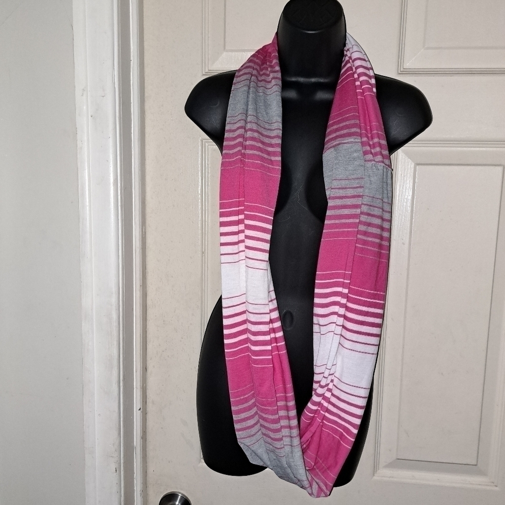 Infinity striped  scarf